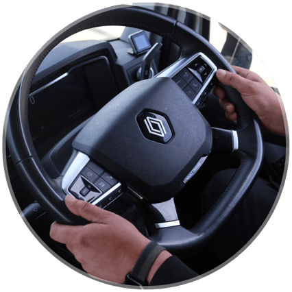 whistl-renault-wheel